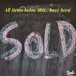 Sold below ⬇️⬇️⬇️